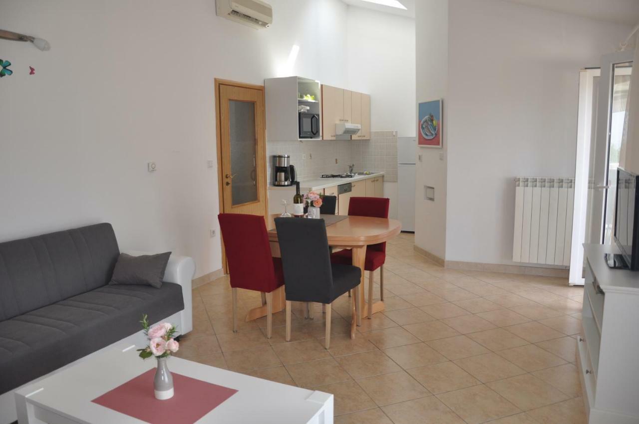 Apartments Rosa Umag Exterior foto