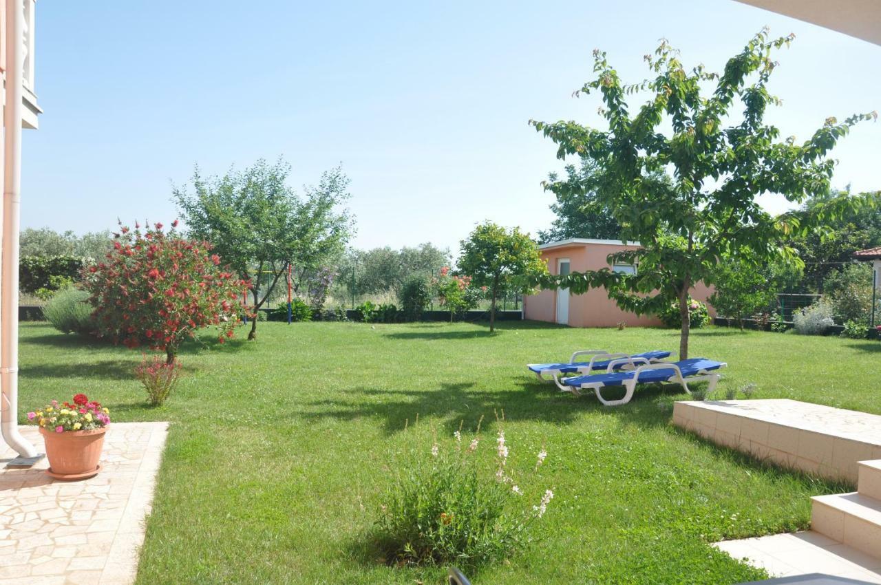Apartments Rosa Umag Exterior foto